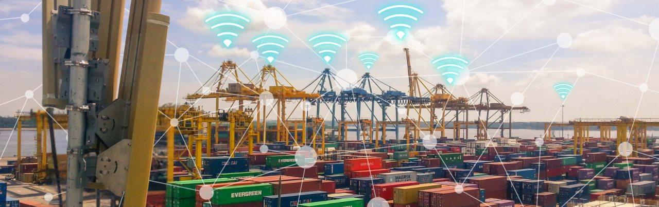 Industrial Super WiFi Solution scene diagram: outdoor industrial base‑station units, distributed access‑points, cloud / on‑premises management platform, site wireless‑coverage schematic.
